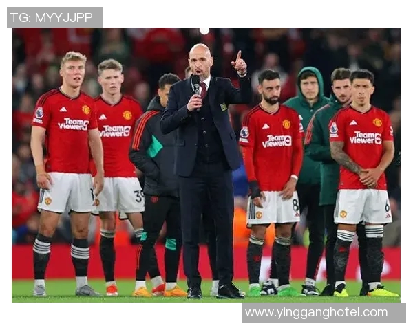 C罗重返曼联传闻升温，罗马诺谈判进展揭示滕哈赫战术调整与曼联7号球衣新动态